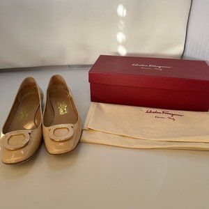 Salvatore Ferragamo patent leather ballet flats Fiera